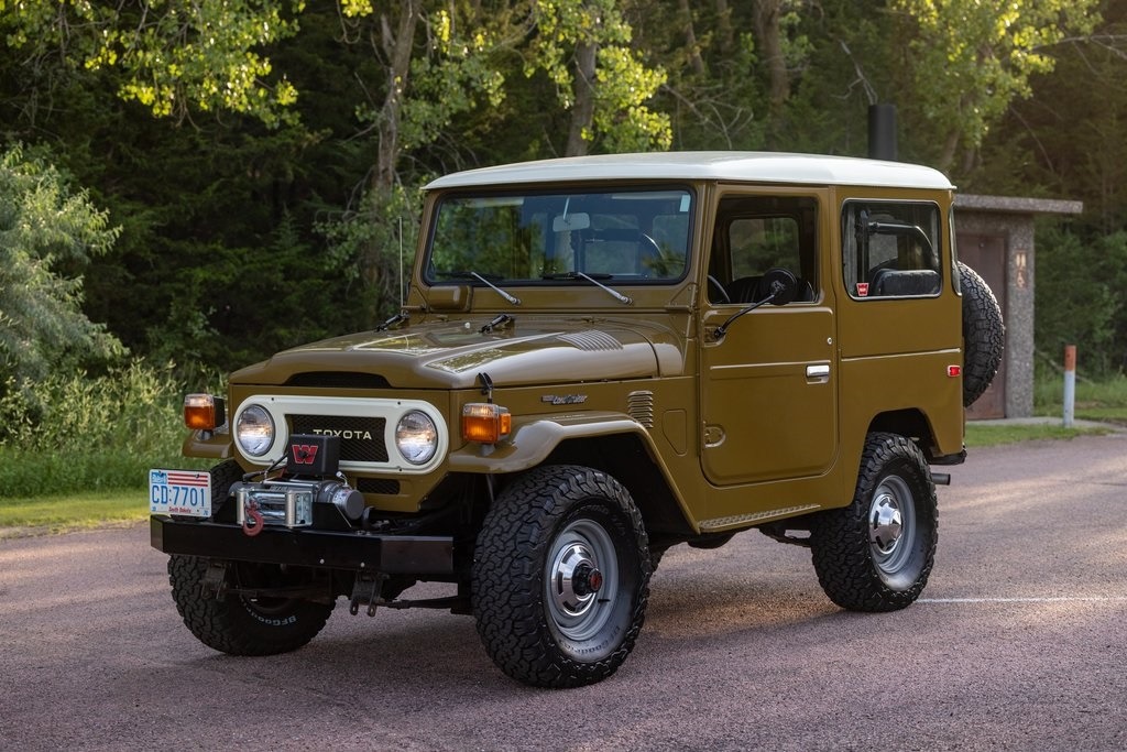 restored-1976-toyota-fj40 (140)