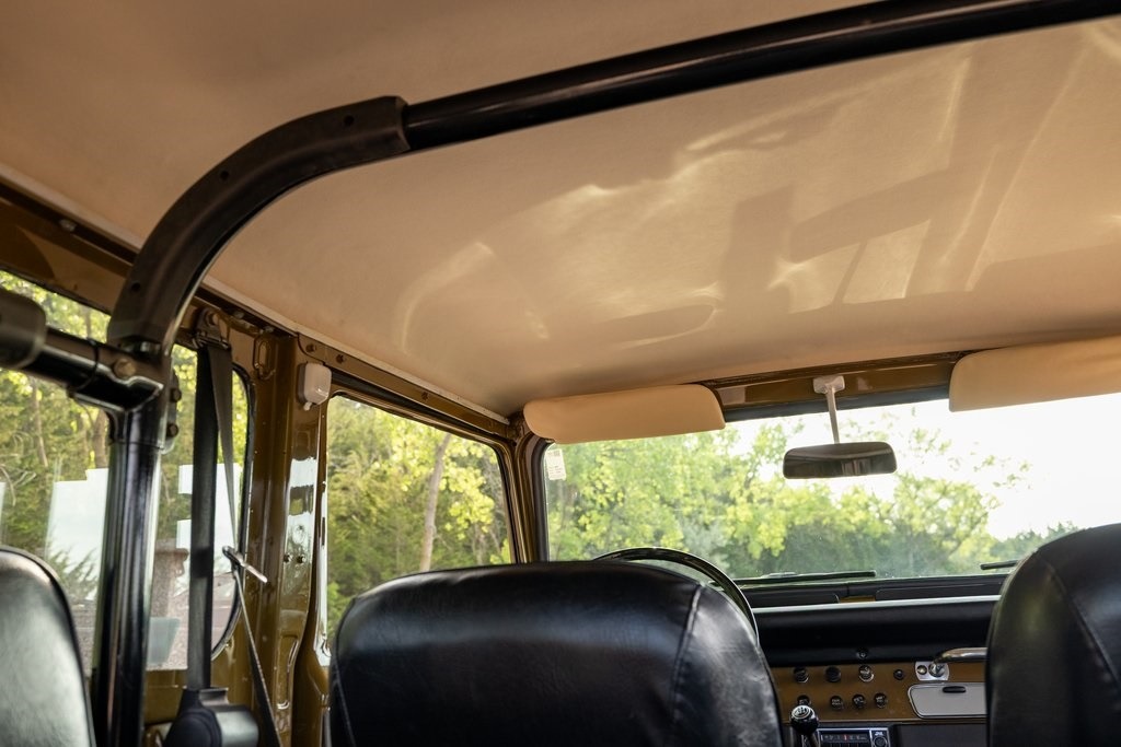 restored-1976-toyota-fj40 (50)