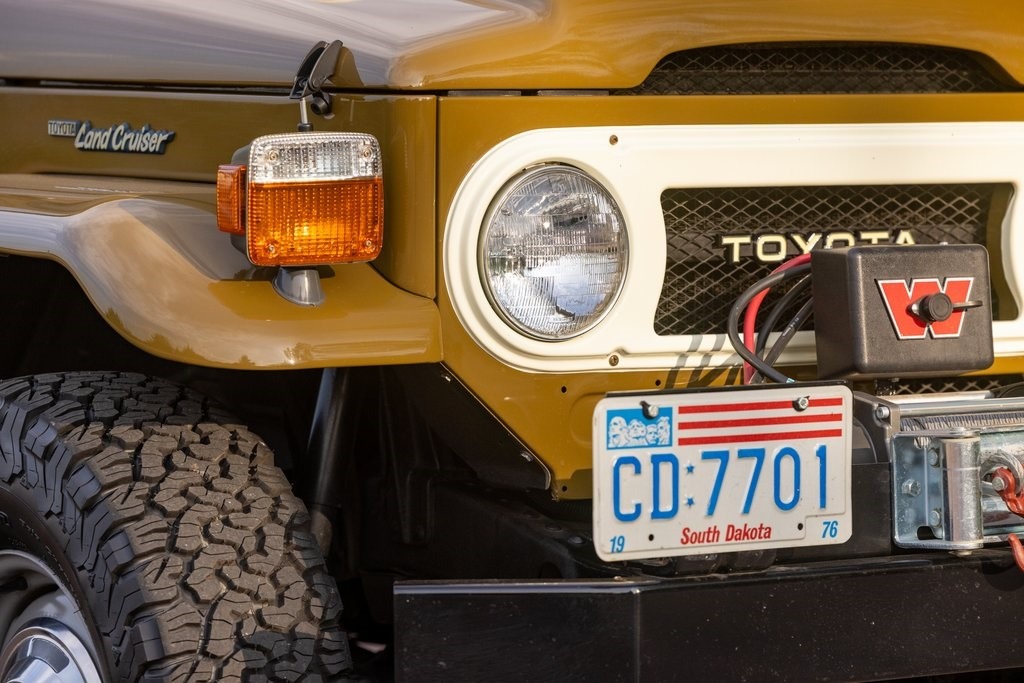 restored-1976-toyota-fj40 (86)