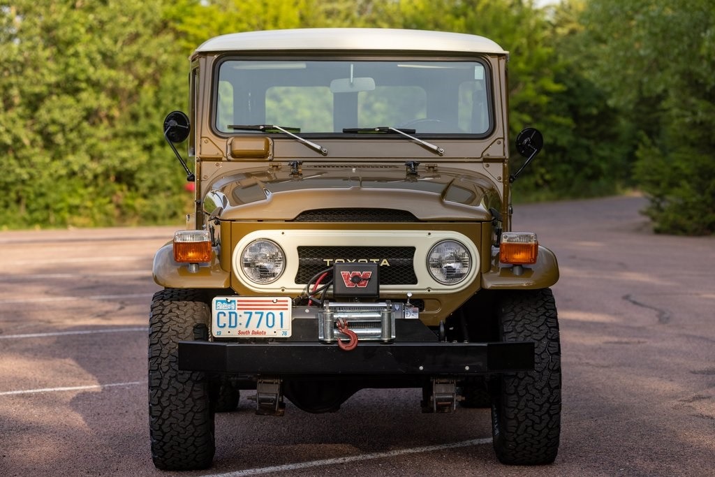 restored-1976-toyota-fj40 (90)
