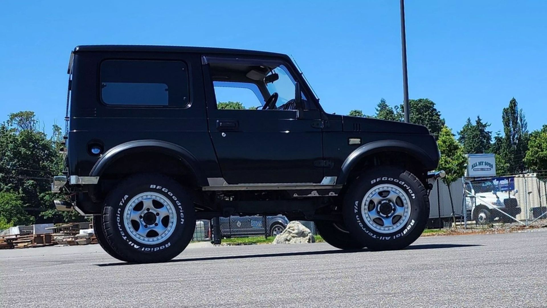 suzuki-jimny-for-sale-21