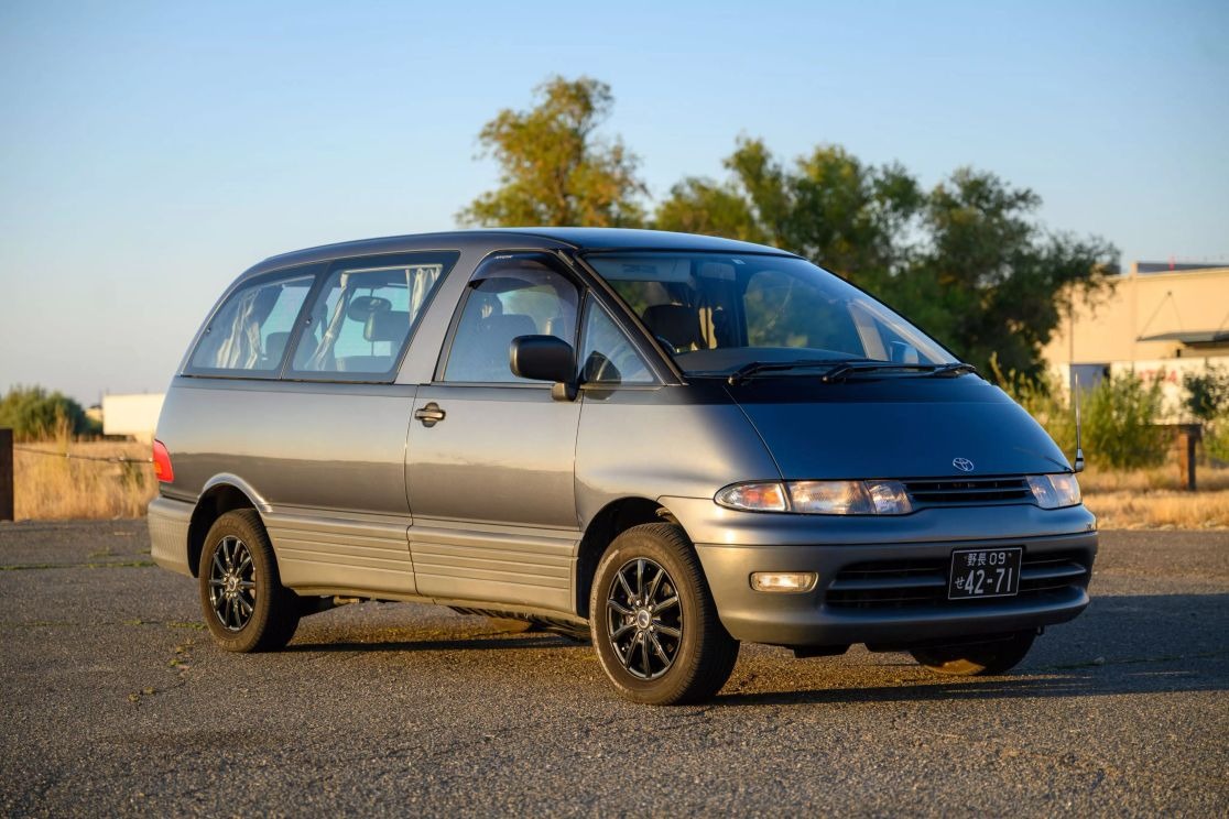 toyota-estima-lucida-for-sale (113)
