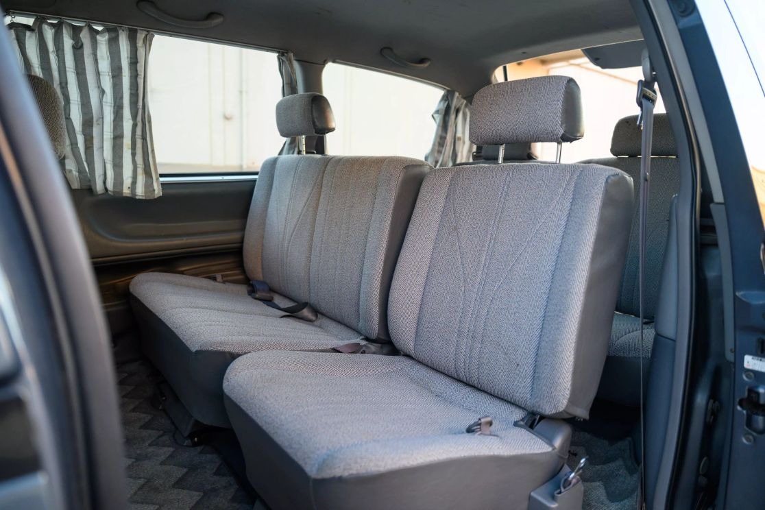 toyota-estima-lucida-for-sale (116)
