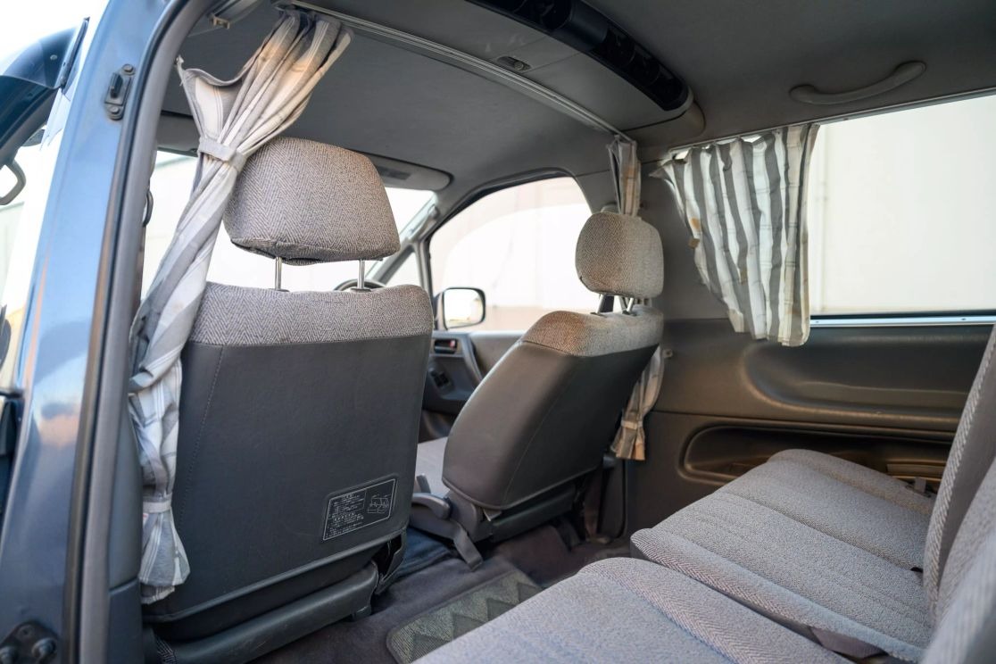 toyota-estima-lucida-for-sale (117)