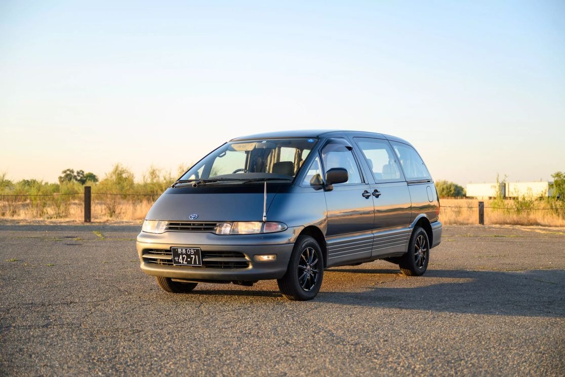 toyota-estima-lucida-for-sale (132)