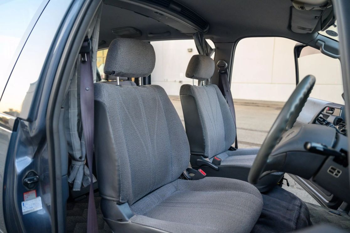 toyota-estima-lucida-for-sale (136)