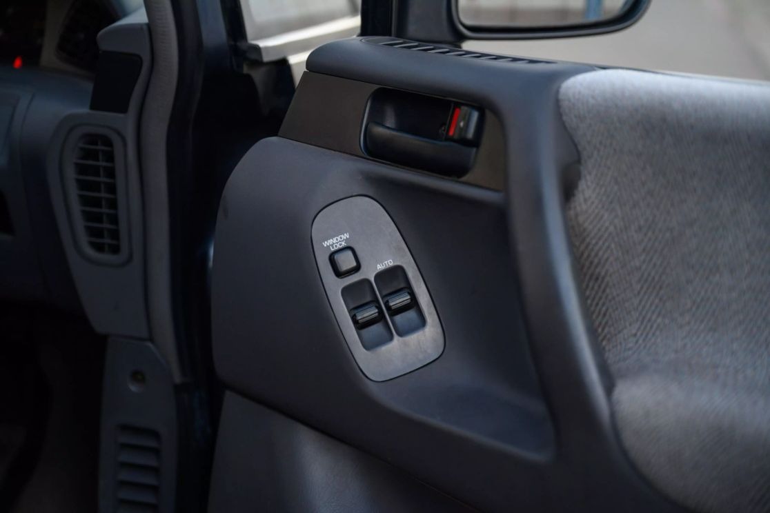 toyota-estima-lucida-for-sale (21)