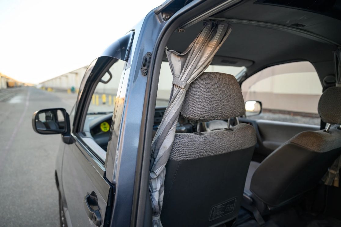 toyota-estima-lucida-for-sale (62)
