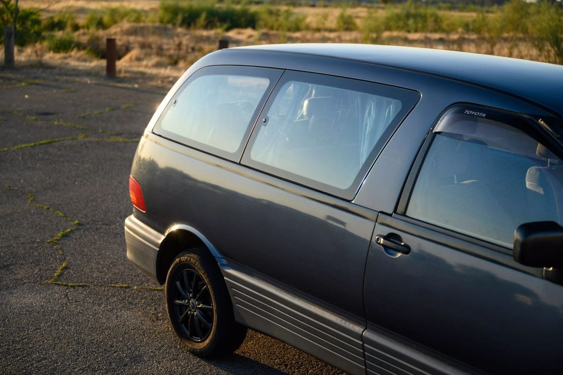 toyota-estima-lucida-for-sale (76)