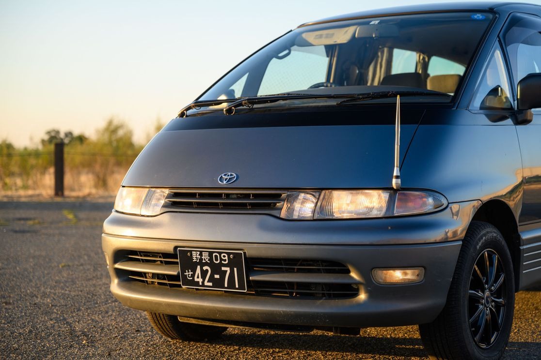 toyota-estima-lucida-for-sale (81)