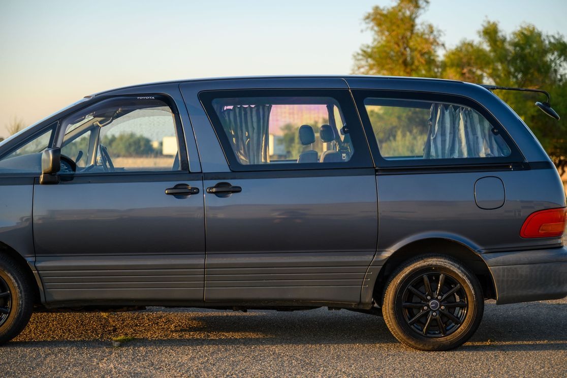 toyota-estima-lucida-for-sale (83)