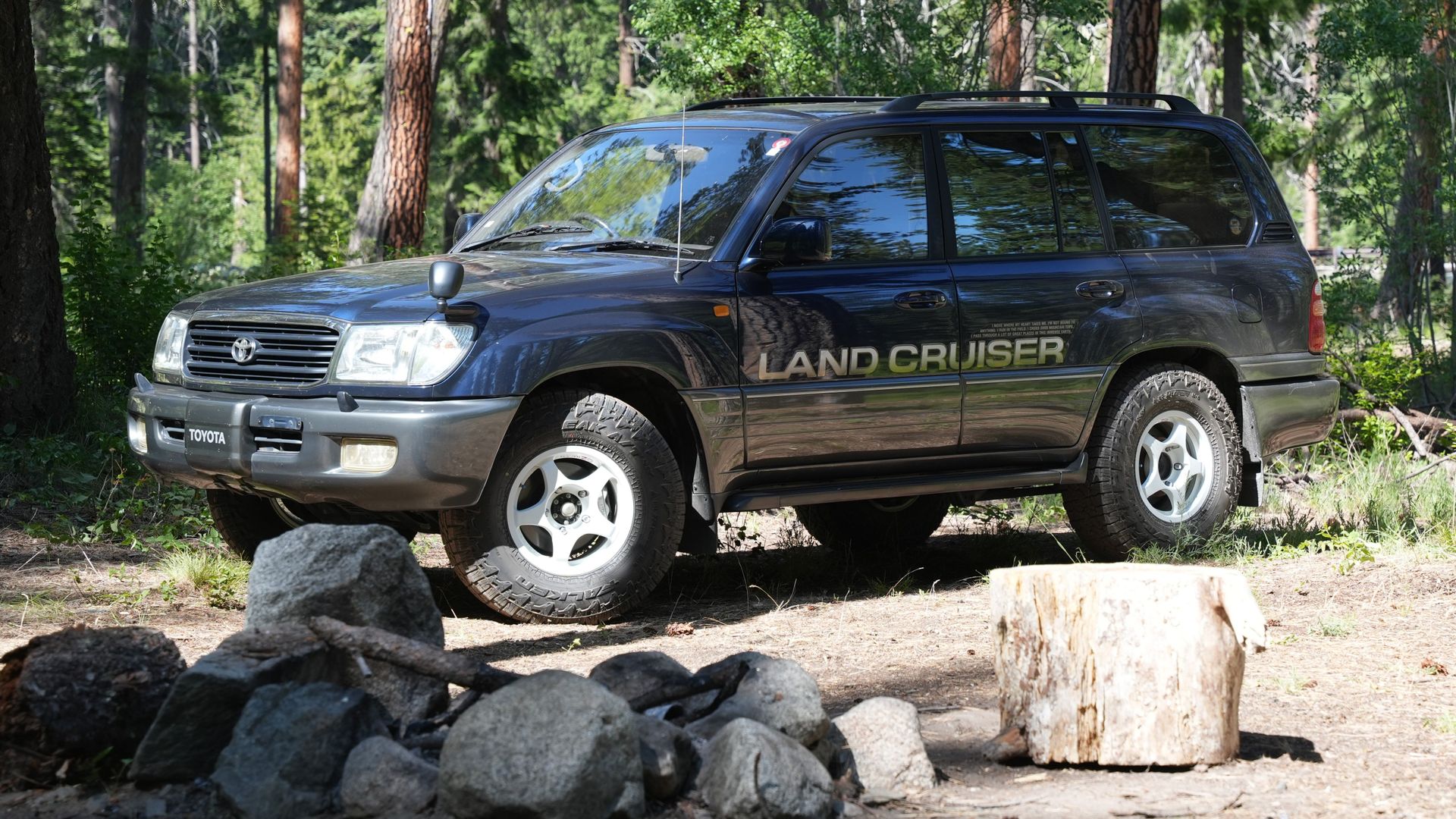 toyota-land-cruiser-100-series-for-sale-02