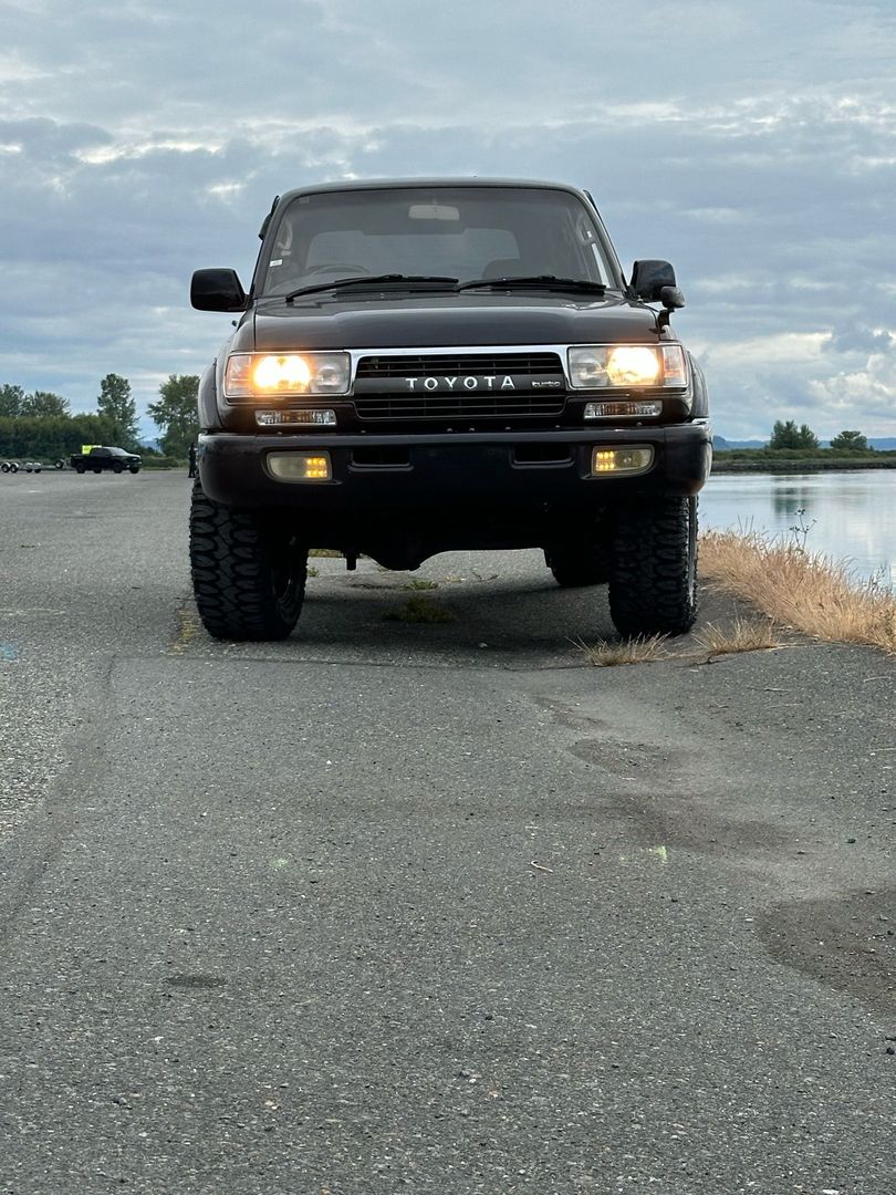 toyota-land-cruiser-80-series-for-sale-07