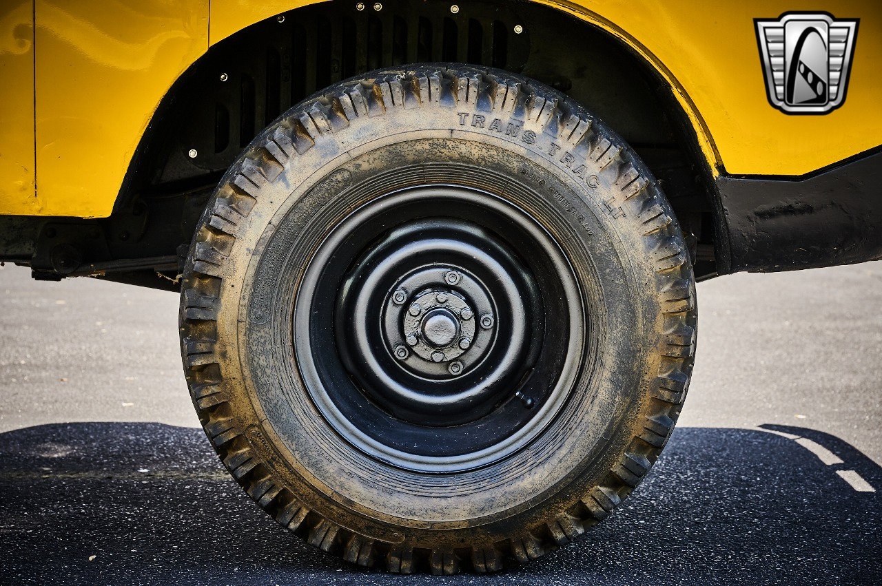 1960-jeep-fc150-tow-truck (13)