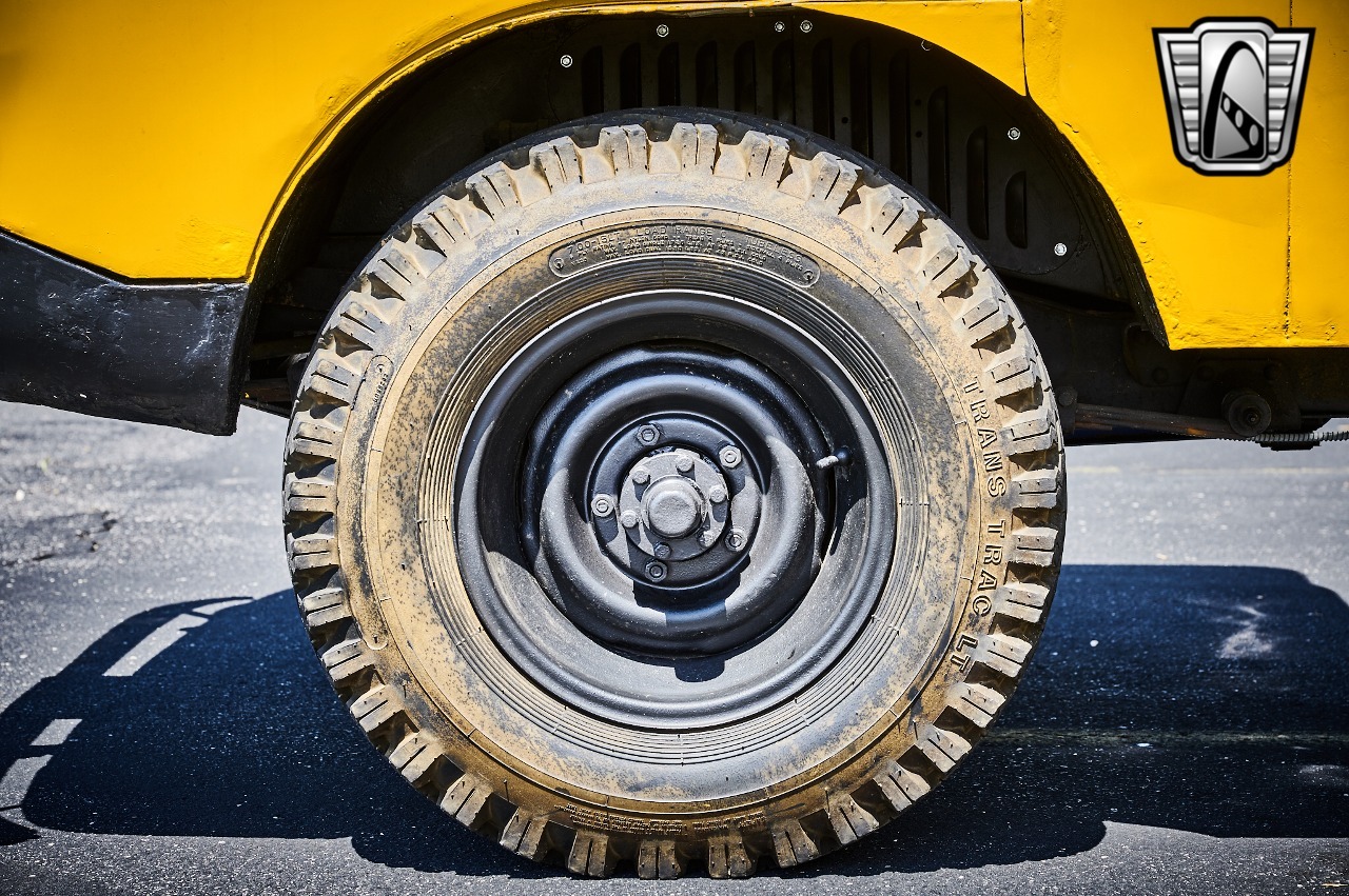1960-jeep-fc150-tow-truck (19)
