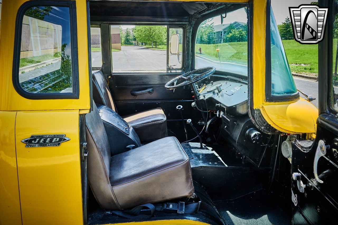 1960-jeep-fc150-tow-truck (34)