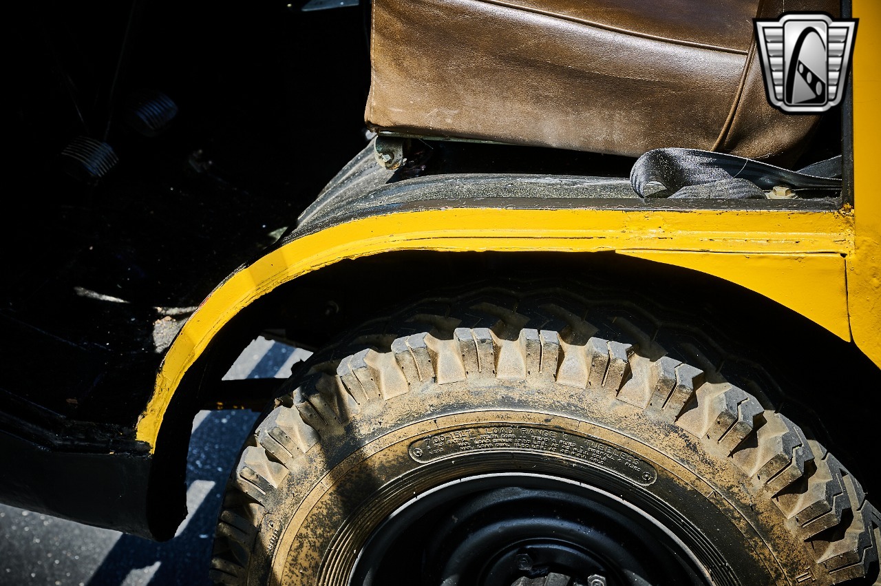 1960-jeep-fc150-tow-truck (52)