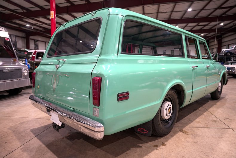 1969-chevrolet-suburban-c-10 (3)