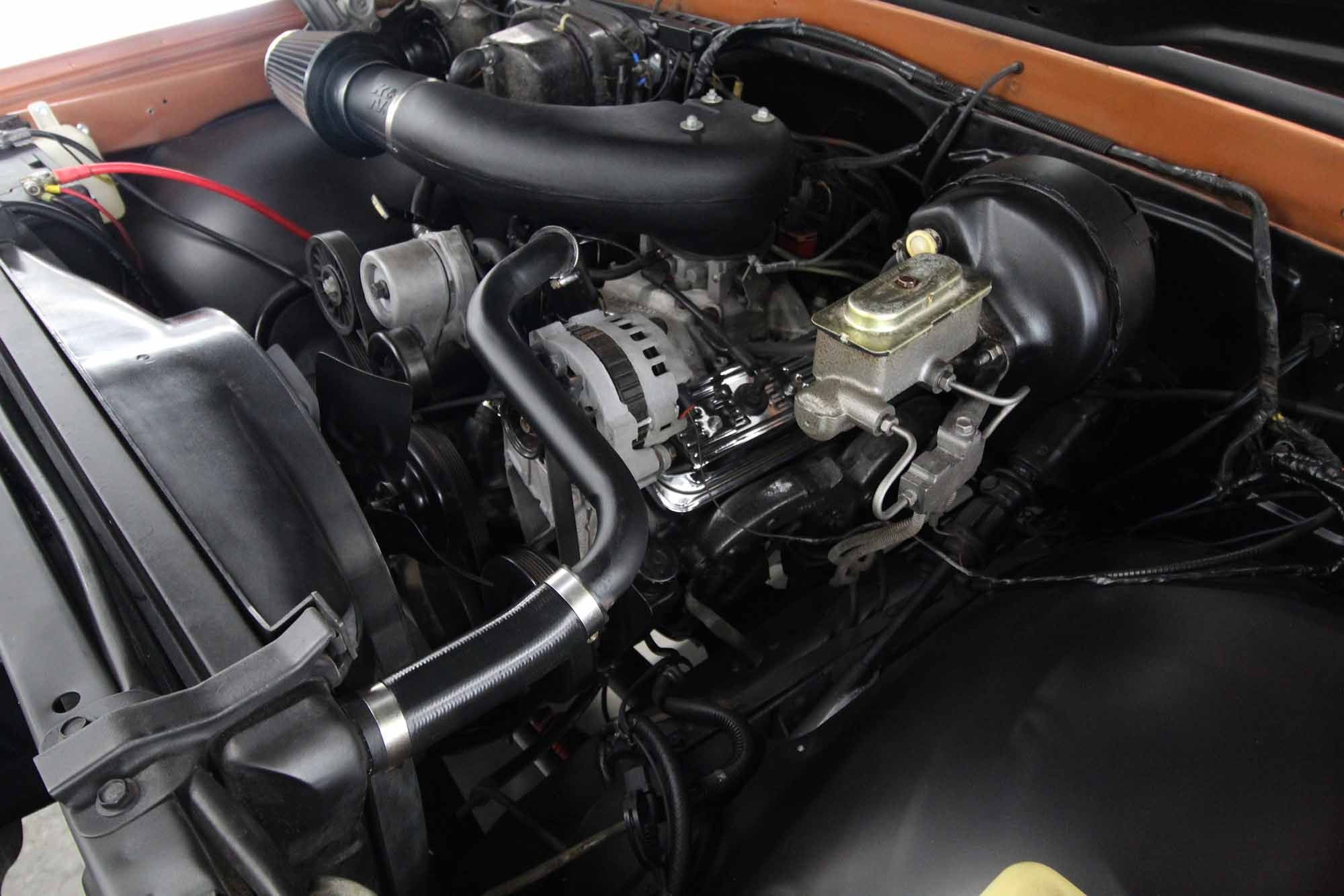1970-chevrolet-c20-for-sale-bettendorf-ia-36