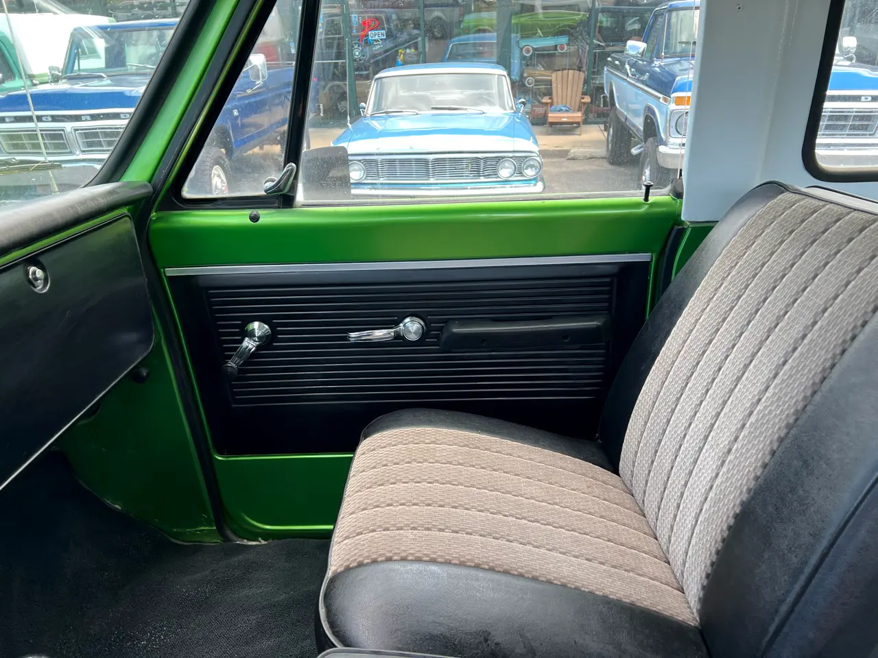 1971-chevy-k5-blazer-for-sale-11