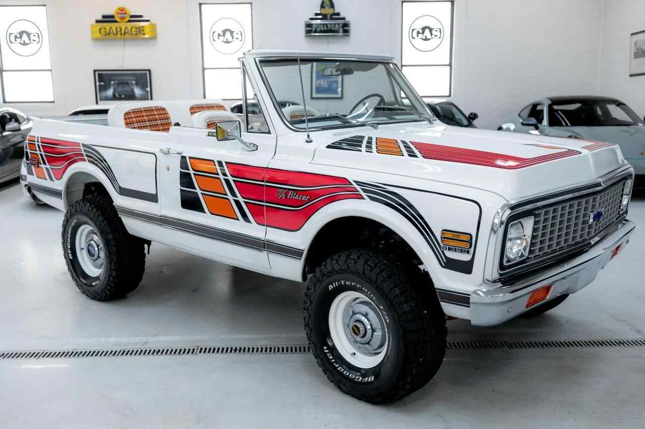 1972-chevrolet-k5-blazer-cst-highlander-for-sale-marietta-ga-12