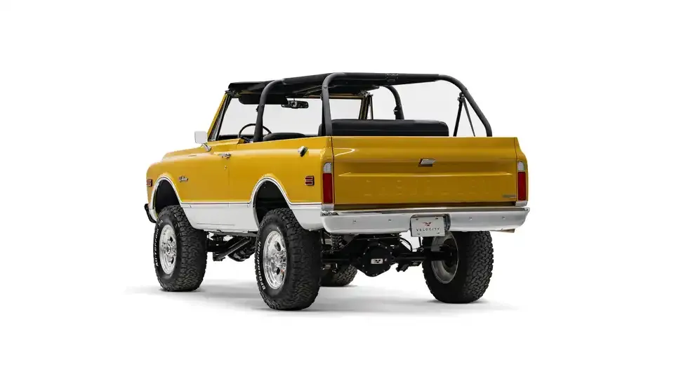 1972-chevrolet-k5-blazer-for-sale-velocity-restorations-11