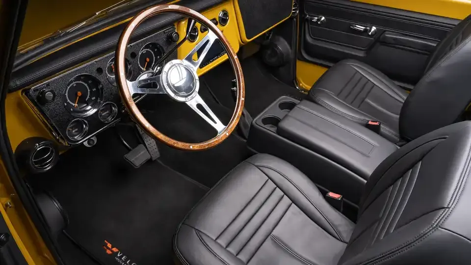 1972-chevrolet-k5-blazer-for-sale-velocity-restorations-13
