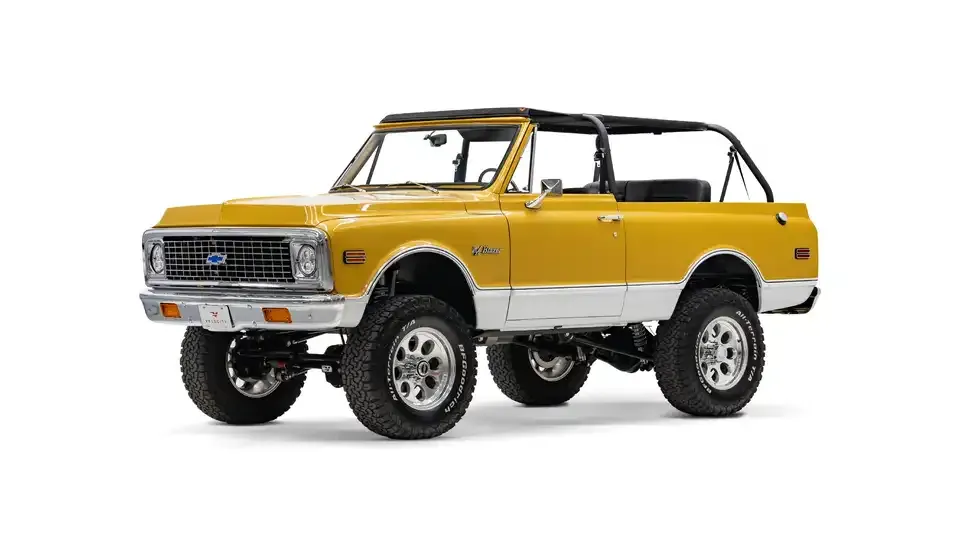 1972-chevrolet-k5-blazer-for-sale-velocity-restorations-2