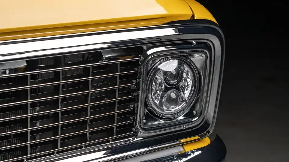 1972-chevrolet-k5-blazer-for-sale-velocity-restorations-26