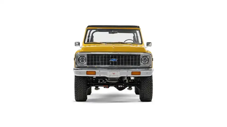 1972-chevrolet-k5-blazer-for-sale-velocity-restorations-4