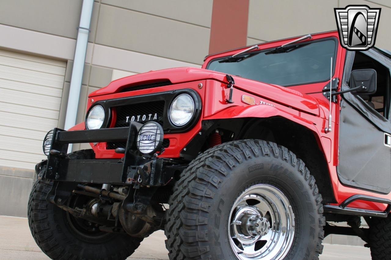 1973-toyota-land-cruiser-fj40 (100)