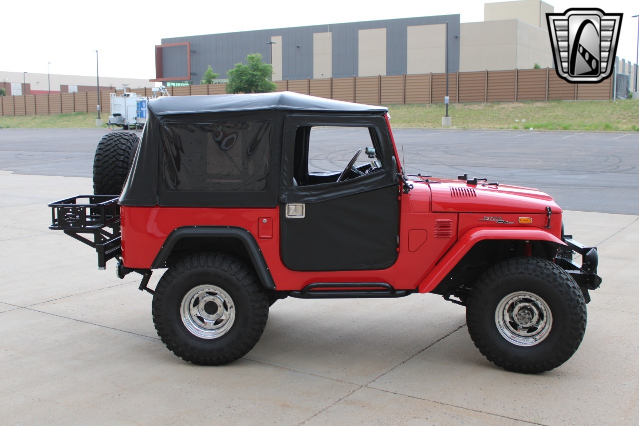 1973-toyota-land-cruiser-fj40 (114)