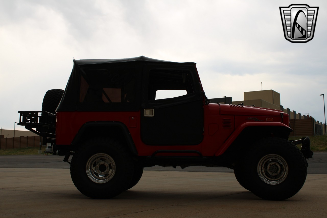 1973-toyota-land-cruiser-fj40 (116)