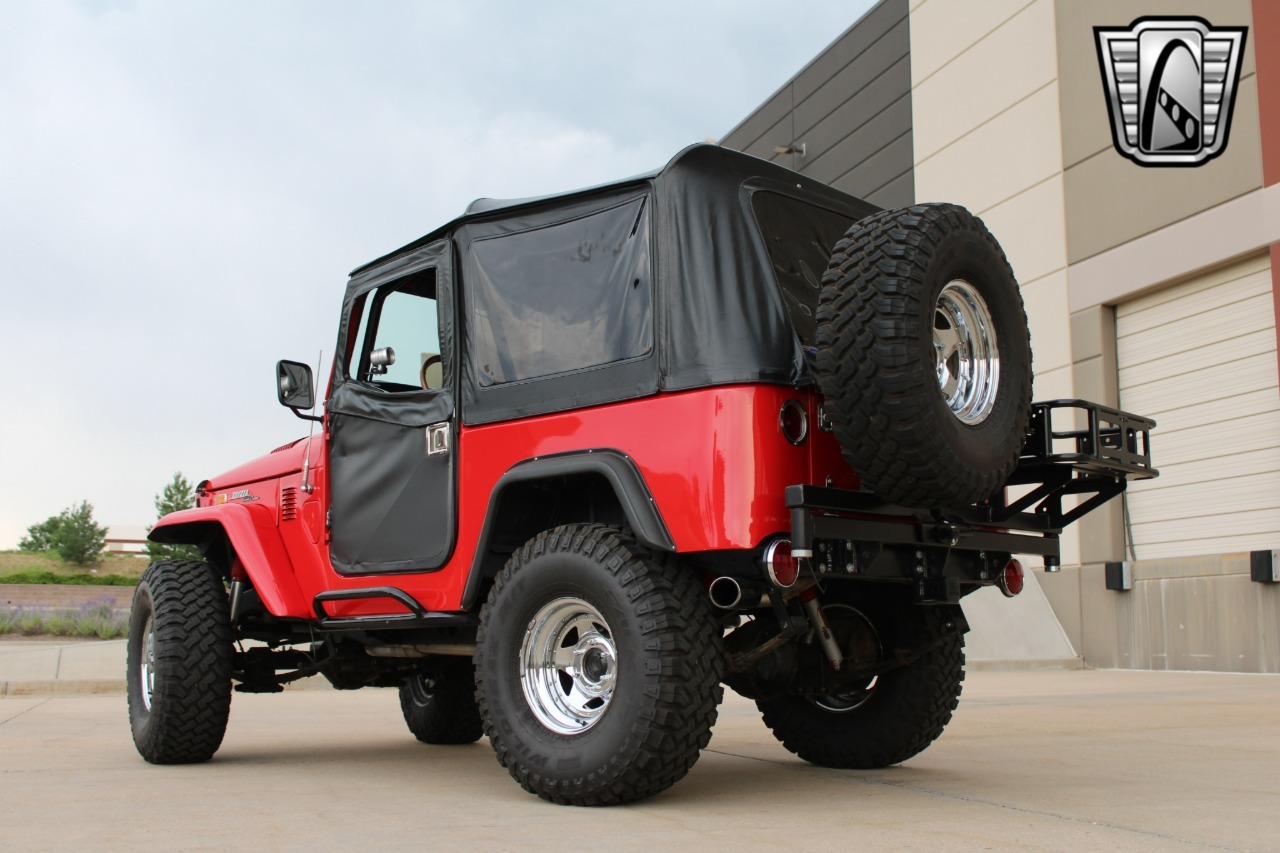 1973-toyota-land-cruiser-fj40 (122)