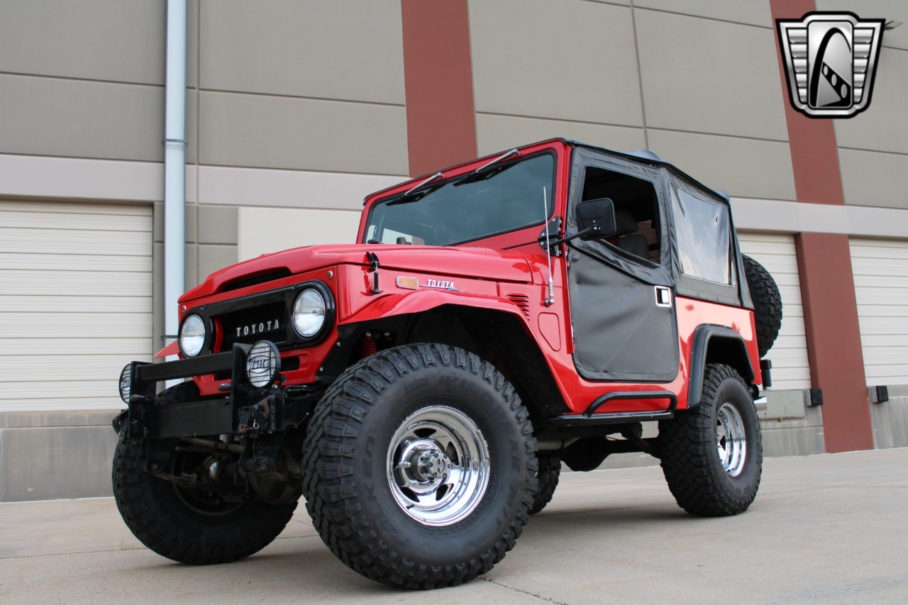 1973-toyota-land-cruiser-fj40 (126)