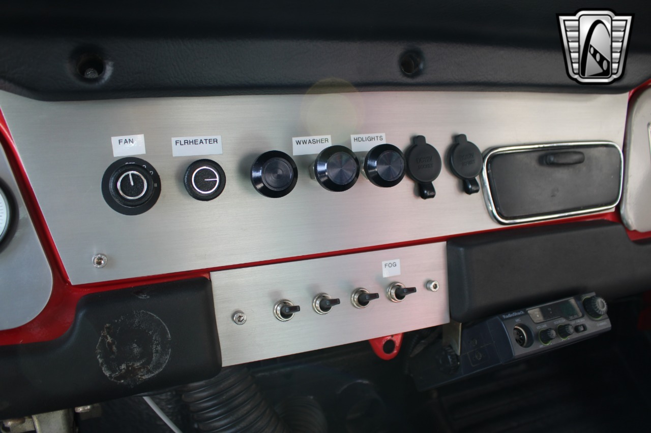 1973-toyota-land-cruiser-fj40 (42)
