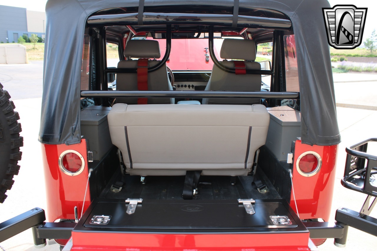 1973-toyota-land-cruiser-fj40 (61)