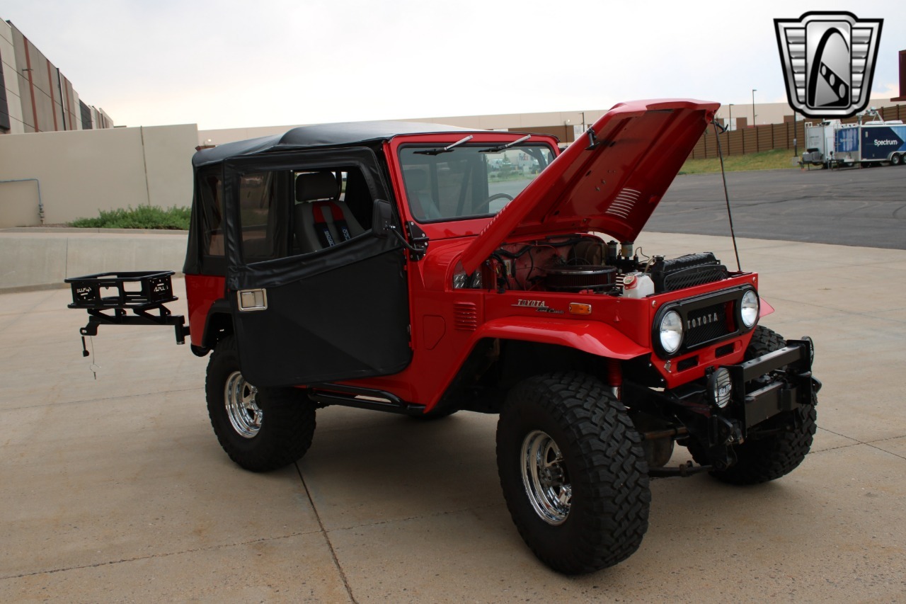 1973-toyota-land-cruiser-fj40 (88)