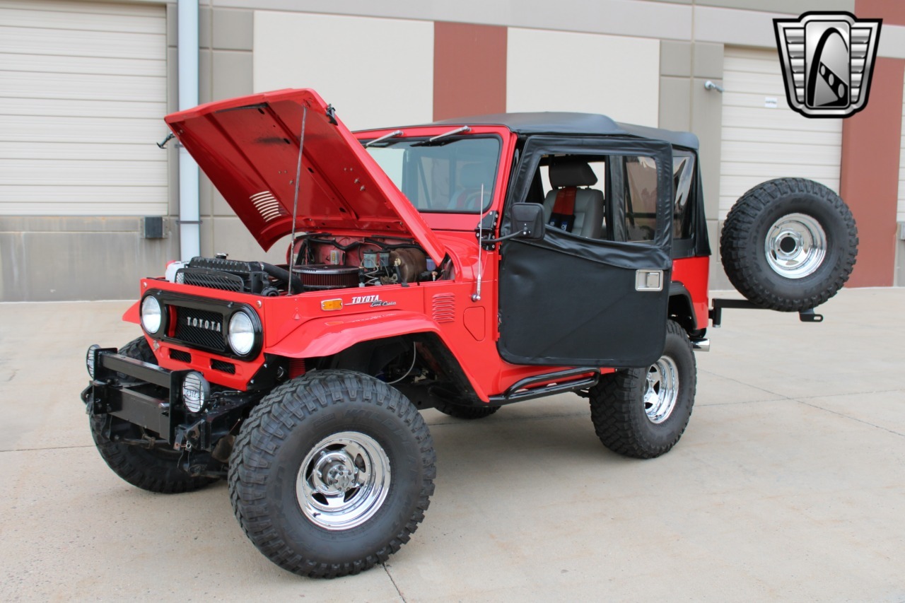 1973-toyota-land-cruiser-fj40 (91)