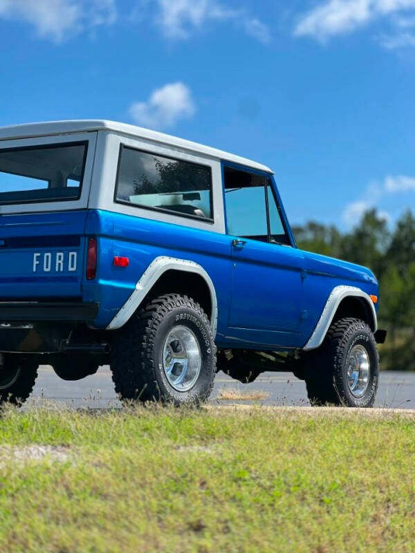 1974-ford-bronco-restored-for-sale (24)