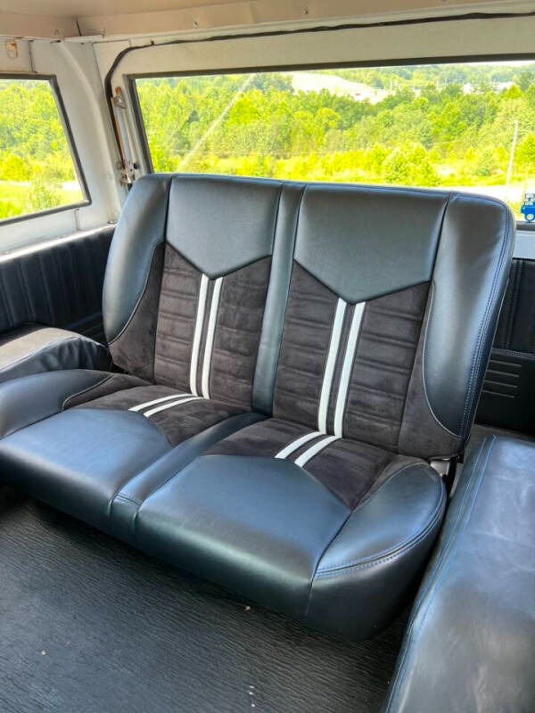 1974-ford-bronco-restored-for-sale (42)