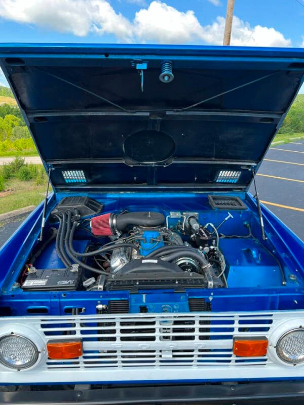 1974-ford-bronco-restored-for-sale (6)