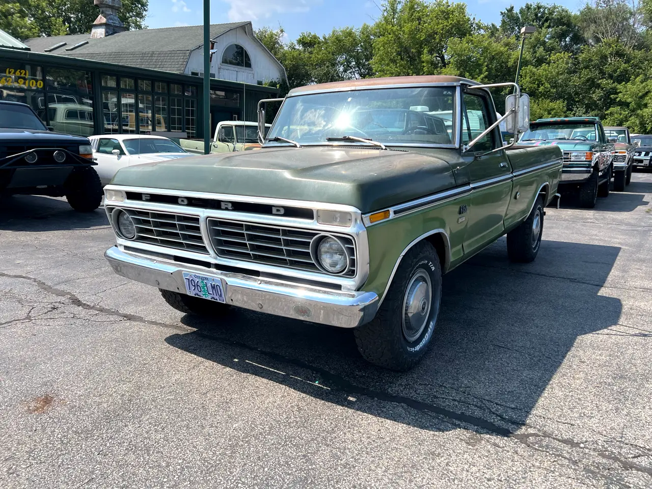 1975-ford-f250-camper-special-for-sale-01