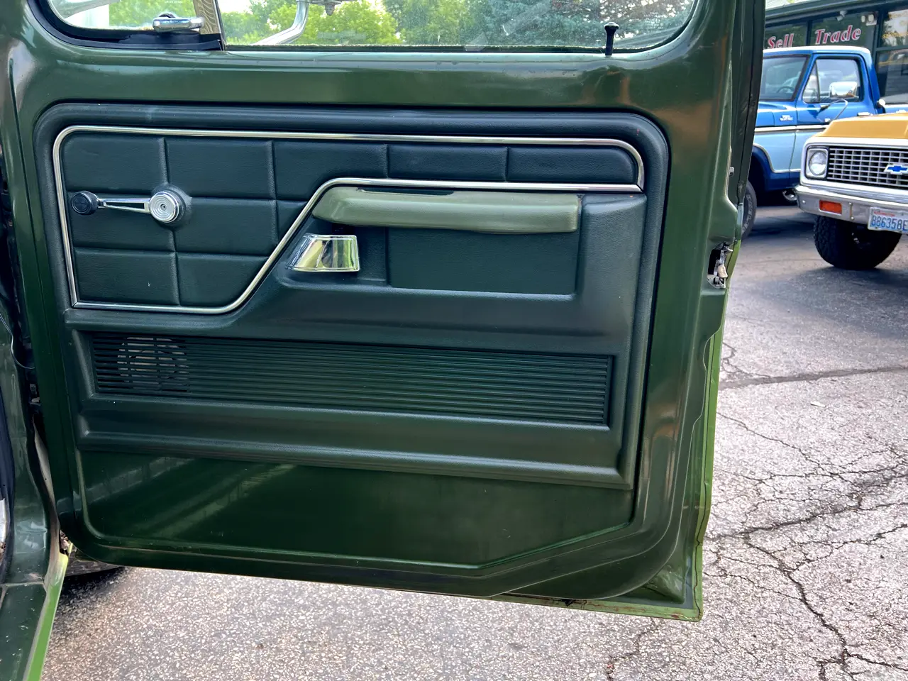 1975-ford-f250-camper-special-for-sale-13