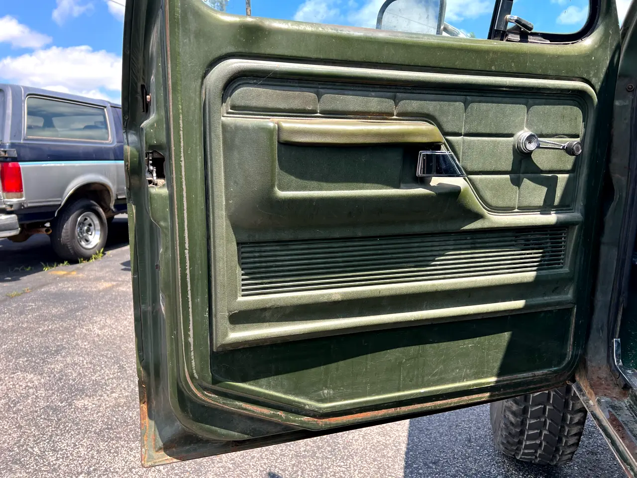 1975-ford-f250-highboy-4x4-for-sale-13