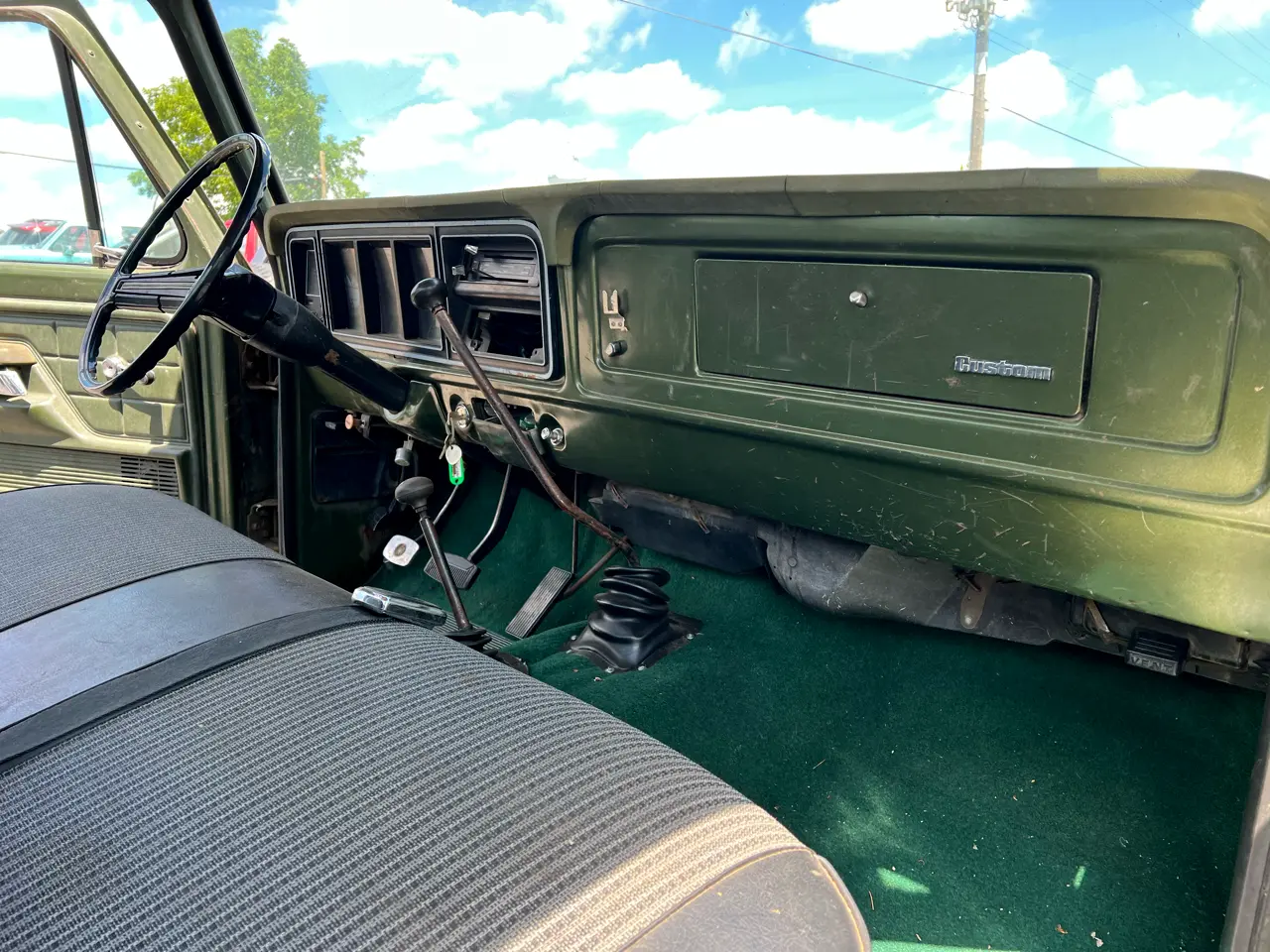 1975-ford-f250-highboy-4x4-for-sale-14