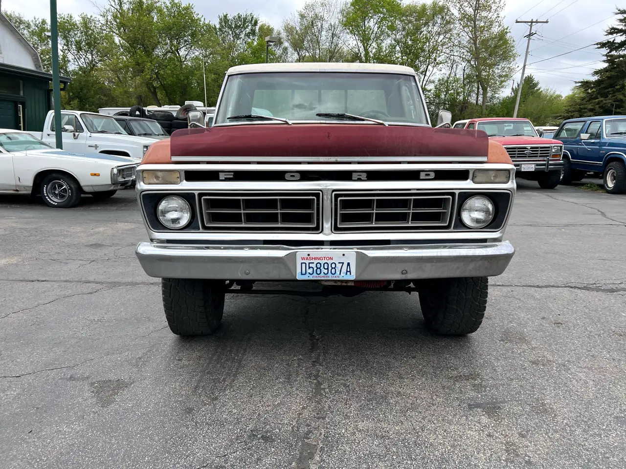 1976-Ford-F150-Ranger-XLT-4WD-for-sale-in-Trevor-WI-02