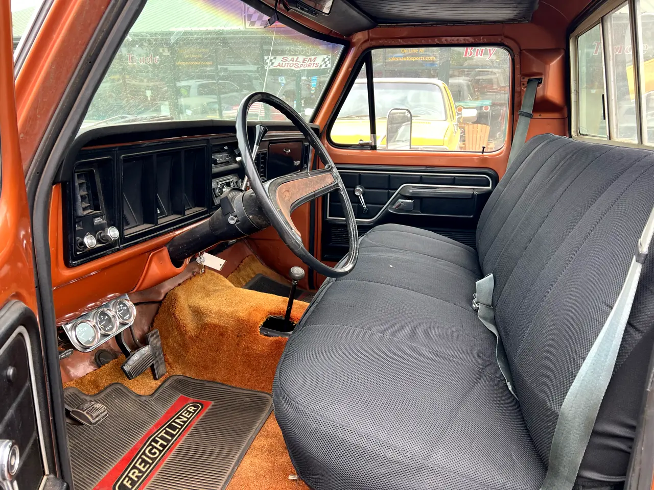 1976-Ford-F150-Ranger-XLT-4WD-for-sale-in-Trevor-WI-06