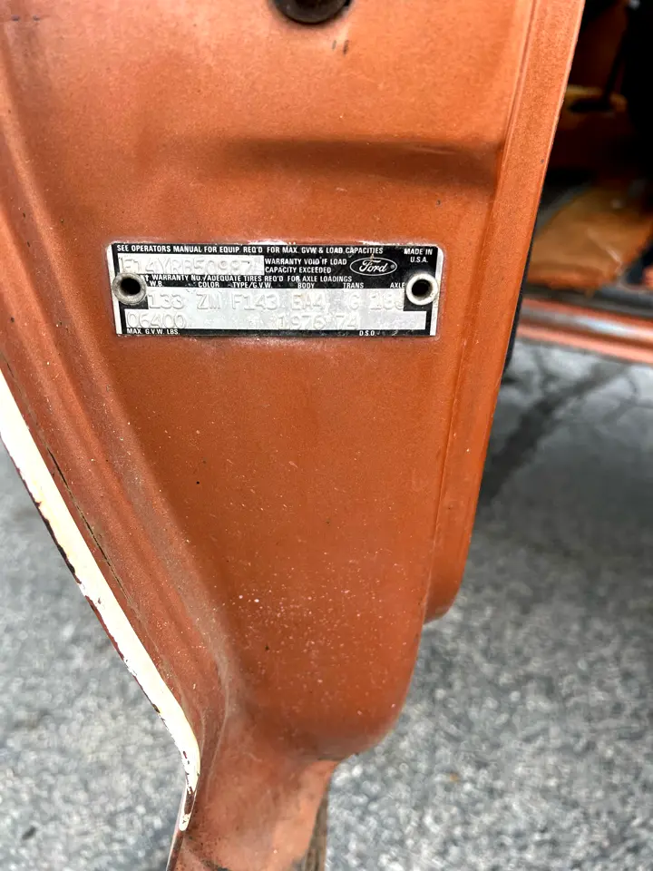 1976-Ford-F150-Ranger-XLT-4WD-for-sale-in-Trevor-WI-15