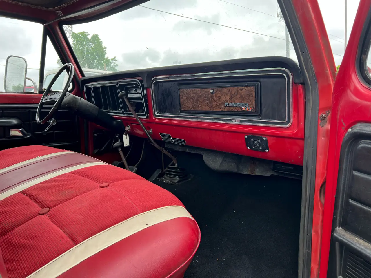 1976-ford-f250-highboy-trevor-wisconsin-for-sale-08